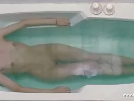 Hoikka nuori tyttö vietteli aasialainen porno ystävänsä veljen
