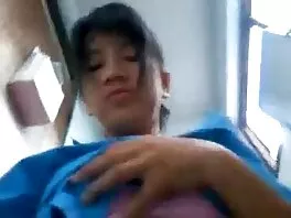 Boobie lutka pusku ilmais porno ratsastus avoautossa