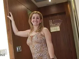 Kaikki Makayla Cox -halu on sinun suomalainen pornoelokuva akselisi