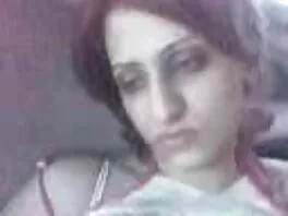 Iso pillu karvainen boobed milf saada ruuvattu kylpyhuoneessa