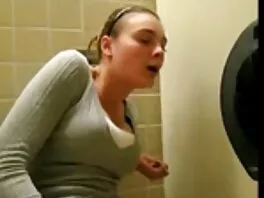 Intohimoinen vaimo yllätti anaali porno kiimaisen miehensä