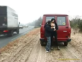 Punapää minx nauttii miehestään pov miian porno