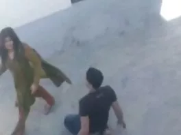 Pettäminen Iso Rinnat ilmaiset sexi videot Punapää