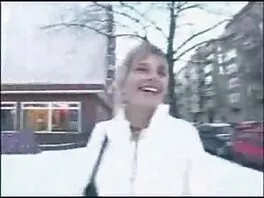 Emma Starrin kiinnostus on valmentajan ilmainen erotiikka jalkojen välissä